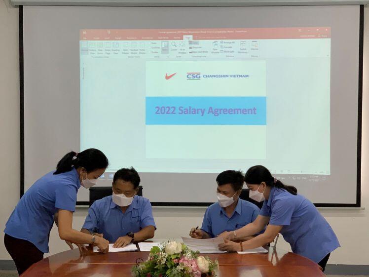 Áp lực thưởng Tết