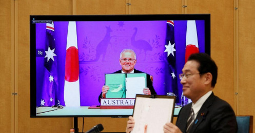 Cú bắt tay của Nhật - Úc trước Trung Quốc
