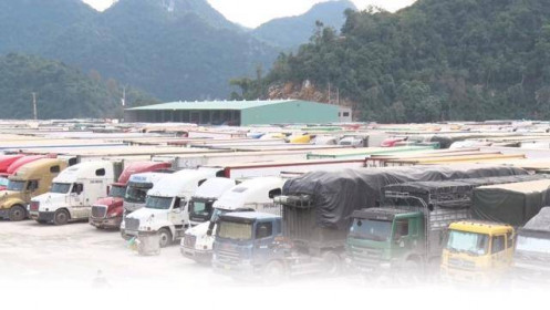 Việt Nam – Trung Quốc: Bàn giải pháp tháo gỡ tắc nghẽn hàng biên mậu