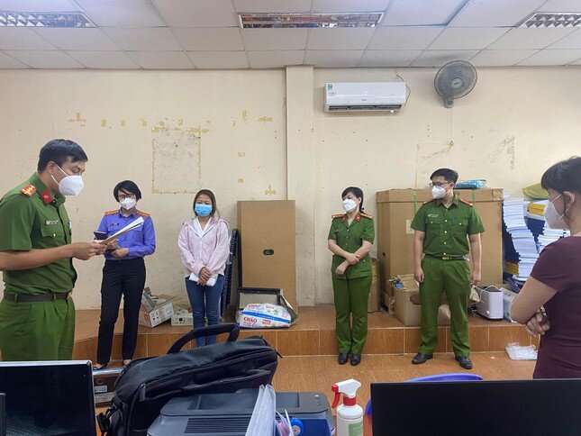 Vụ Công ty Việt Á: Khởi tố một giám đốc công ty tư nhân và nhân viên Bệnh viện Thủ Đức