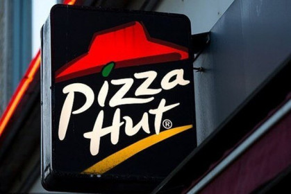 Pizza Hut bắt đầu bán loại bánh pizza cay theo xu hướng thị trường