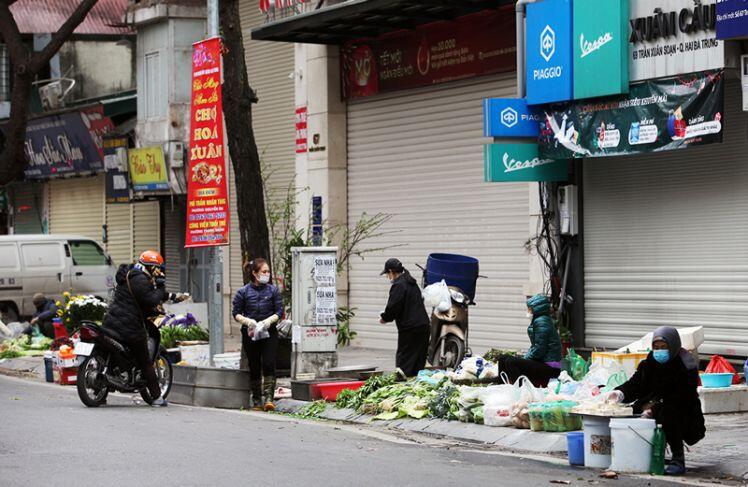 Hàng ăn, chợ dân sinh Hà Nội mở hàng từ mùng 2 Tết