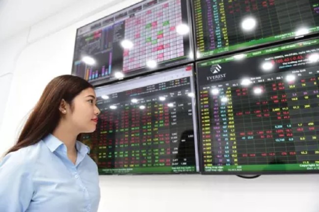 GĐ Chứng khoán KIS Việt Nam: Thị trường tiếp tục bùng nổ nhưng khó thăng hạng trong năm 2022