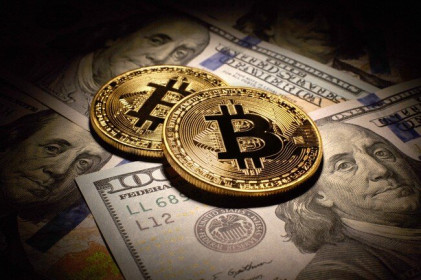 Bitcoin tăng giá mạnh