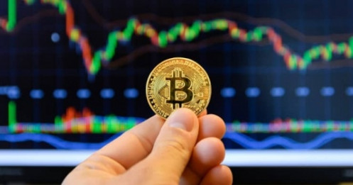 Bitcoin tăng giá phi mã sau chuỗi ngày ảm đạm