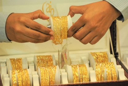 Giá vàng châu Á ổn định trong phiên chiều 8/2