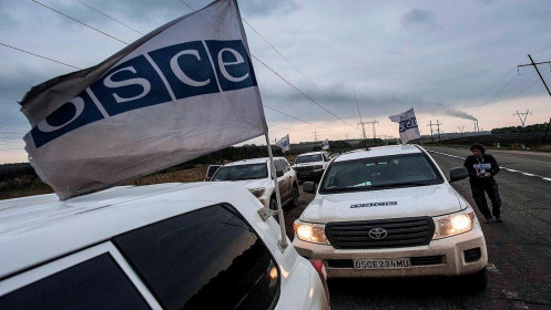 Nhân viên Mỹ của OSCE rút lui, Nga ra lời ‘khuyến cáo’