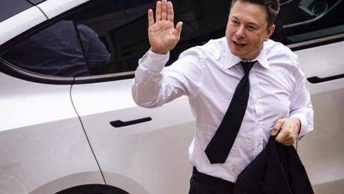 Elon Musk rút 5,7 tỷ USD cổ phiếu Tesla làm từ thiện