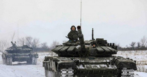 NATO hoài nghi việc Nga rút quân, Điện Kremlin lên tiếng
