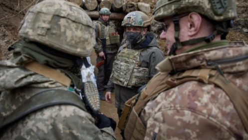 Vụ nã pháo ở Donbass: Ukraine thông tin với EU, Nga nhắn nhủ phương Tây, bác thông tin "xâm lược"