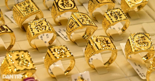 Giá bán vàng lại tăng vượt 63 triệu đồng