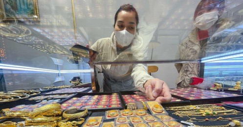 Giá vàng liên tục lập đỉnh, chuyên gia chỉ ra 3 yếu tố hỗ trợ quan trọng