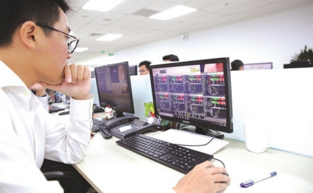 Bao giờ khối ngoại thôi bán ròng?