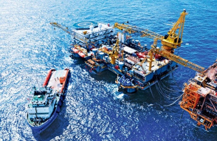 Bức tranh đa màu của ngành dầu khí