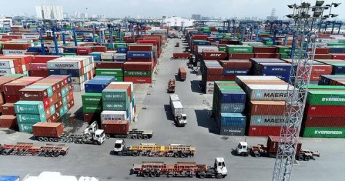 Thu phí cảng biển: Doanh nghiệp kêu cứu