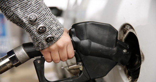 Giá xăng dầu hôm nay 5.3.2022: Dầu thô Mỹ tăng đến 26% trong tuần