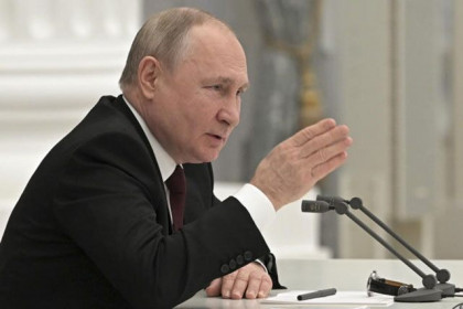 Tổng thống Nga đề nghị Chủ tịch EC thuyết phục Ukraine tôn trọng luật nhân đạo