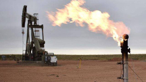 Giá dầu có thể lên 300 USD/thùng nếu năng lượng Nga bị trừng phạt
