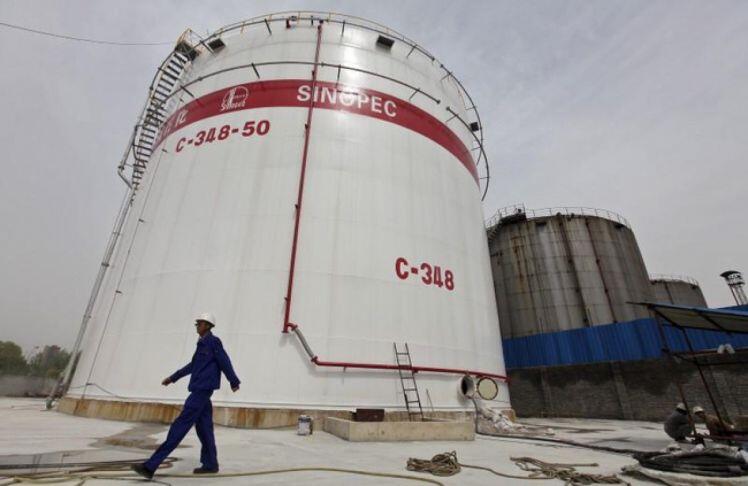 Trung Quốc tạm ngừng xuất khẩu xăng, dầu diesel từ tháng 4