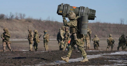 Nga chuyển chiến lợi phẩm cho lực lượng ly khai Ukraine