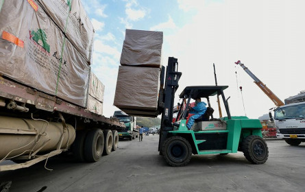 Trung Quốc dừng thông quan cửa khẩu Ái Điểm, tại Lạng Sơn tồn 1.325 xe hàng