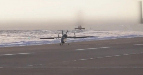 Khoảnh khắc UAV Nga phá hủy xe thiết giáp và kho vũ khí Ukraine
