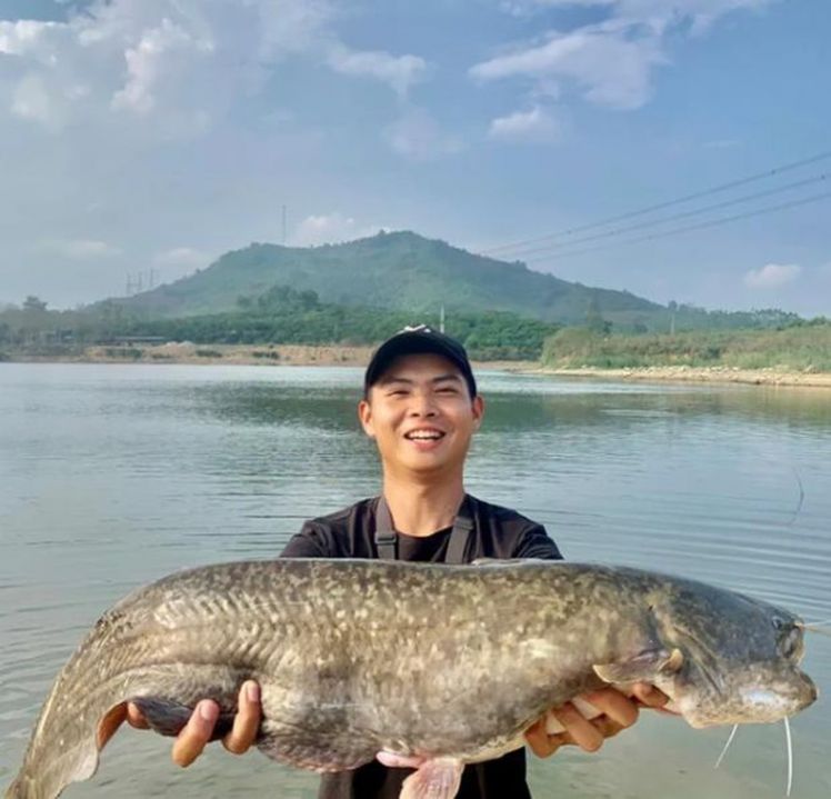 Hội idol "Tóp Tóp" hái ra tiền như thế nào ngoài các cách quen thuộc?