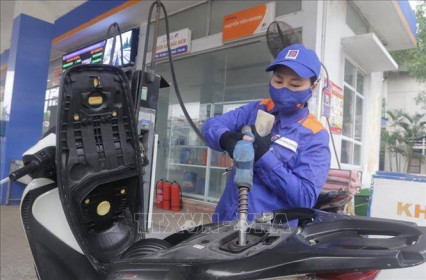 Giá xăng dầu giảm, Quỹ bình ổn Petrolimex lại âm 470 tỷ đồng