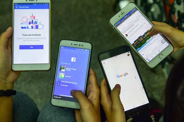 Chờ Facebook, Google... đăng ký nộp thuế, người dùng Việt lo bị gián đoạn dịch vụ