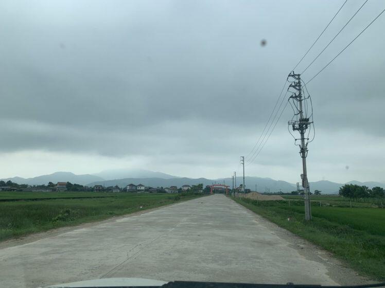 "Cò" đất khuấy động làng quê Hà Tĩnh, vài ngày lại "bay sạch"