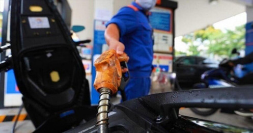 Giá xăng dầu hôm nay 29/3: Dầu vẫn neo cao, bỏ luôn 2 loại thuế để giảm giá xăng?