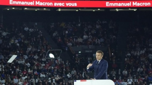 Bầu cử Pháp: Tổng thống Macron khởi động "cuộc chiến"
