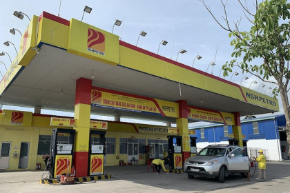 Lãnh đạo NSH Petro bị xử phạt vì bán 'chui' cổ phiếu