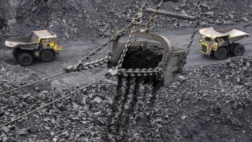 Tính trừng phạt xuất khẩu than của Nga, châu Âu vẫn “chùn tay” với dầu thô và khí đốt?