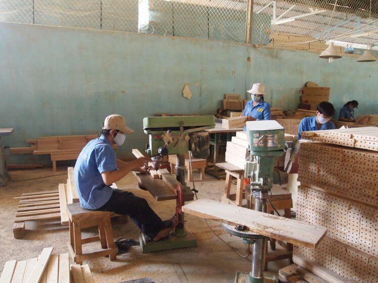Doanh nghiệp gỗ: Nhiều đơn hàng nhưng thiếu nguyên liệu