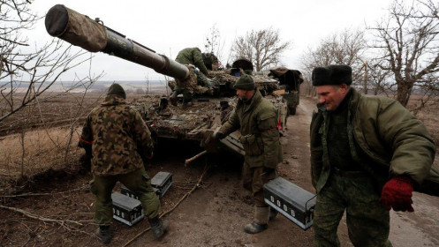 Nga bị phương Tây 'phong tỏa' vì tấn công Ukraine, Trung Quốc hưởng lợi?