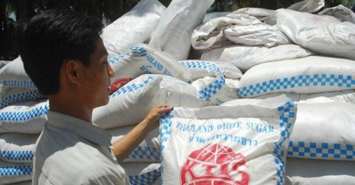Giá đường thế giới “leo thang”, ngành đường trong nước vẫn “chật vật”