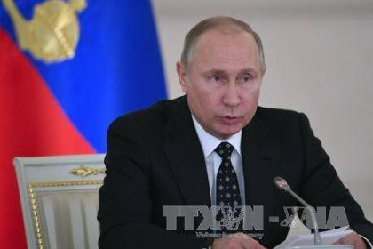 Tổng thống Nga V.Putin khẳng định các nước phương Tây không thể cô lập Nga