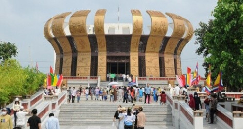 Cần Thơ đón gần 1 triệu lượt du khách trong dịp Giỗ tổ Hùng Vương