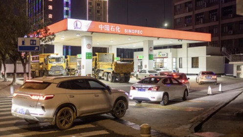 Trung Quốc đau đầu giữa chống lạm phát và cứu tăng trưởng