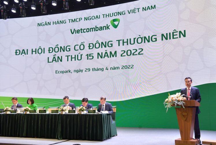 Chủ tịch Vietcombank: Lợi nhuận quý I gần 10.000 tỷ, tối đa 10 năm tái cơ cấu ngân hàng yếu kém