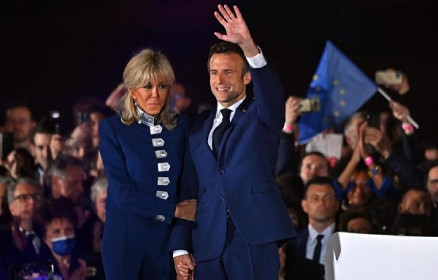 Ngành thời trang xa xỉ Pháp vui mừng khi ông Macron tái đắc cử