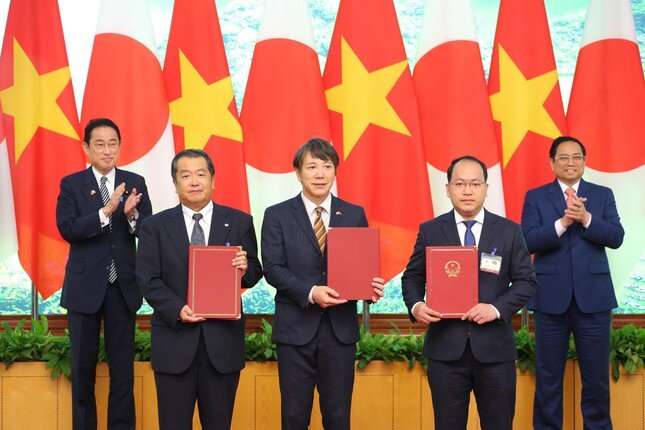 Việt Nam – Nhật Bản ký 22 thoả thuận hợp tác, thúc đẩy phát triển hạ tầng chiến lược