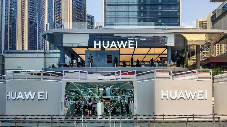 Huawei sau ba năm vượt khó