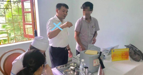 Giám đốc CDC Hà Giang nhận tiền của Công ty Việt Á như thế nào?