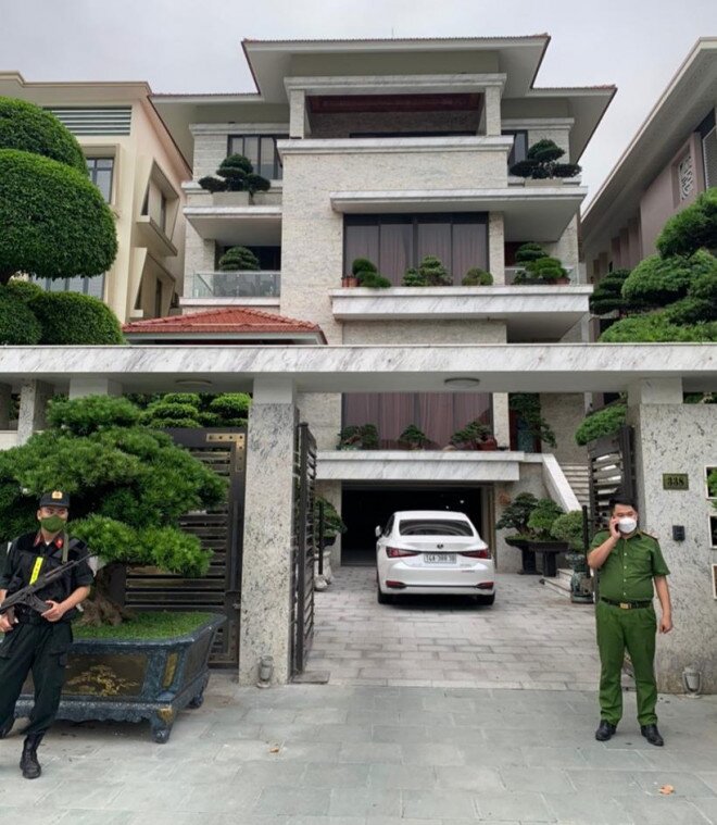 Khối tài sản "khủng” bị niêm phong của nguyên Chủ tịch UBND TP Hạ Long vừa bị bắt