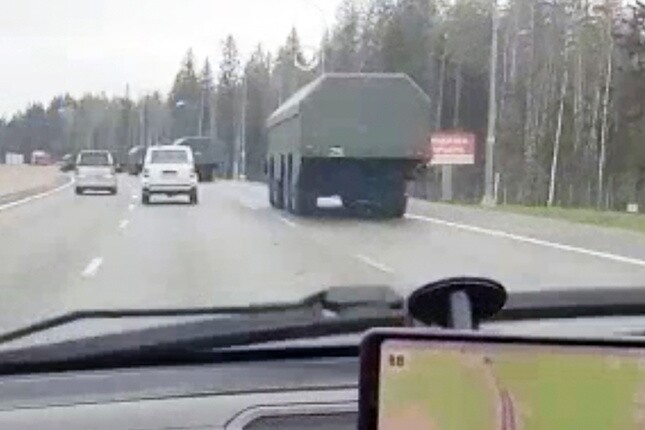 Xuất hiện clip Nga đưa tên lửa đến gần biên giới Phần Lan