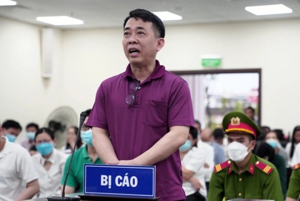 Cựu Thứ trưởng Bộ Y tế  Trương Quốc Cường bị tuyên phạt 4 năm tù