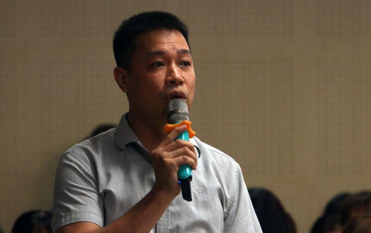 Công nhân chất vấn ông Chu Ngọc Anh về chính sách hỗ trợ trong đại dịch