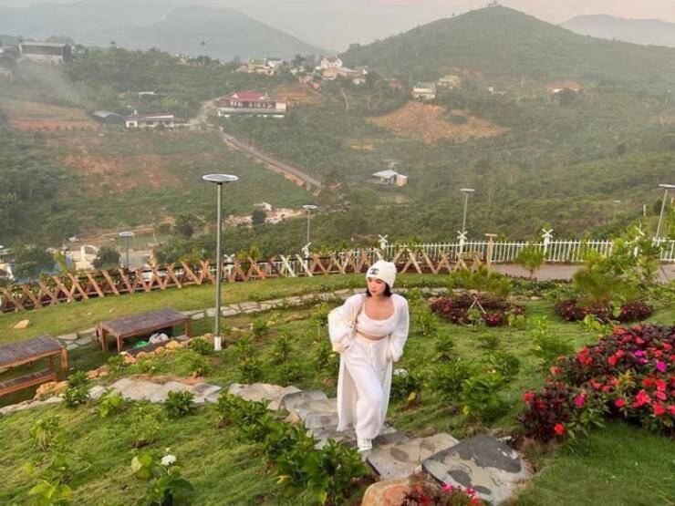 Vụ người mẫu Ngọc Trinh "khoe" sở hữu 11ha đất ở Lâm Đồng: Buộc tháo dỡ các công trình vi phạm